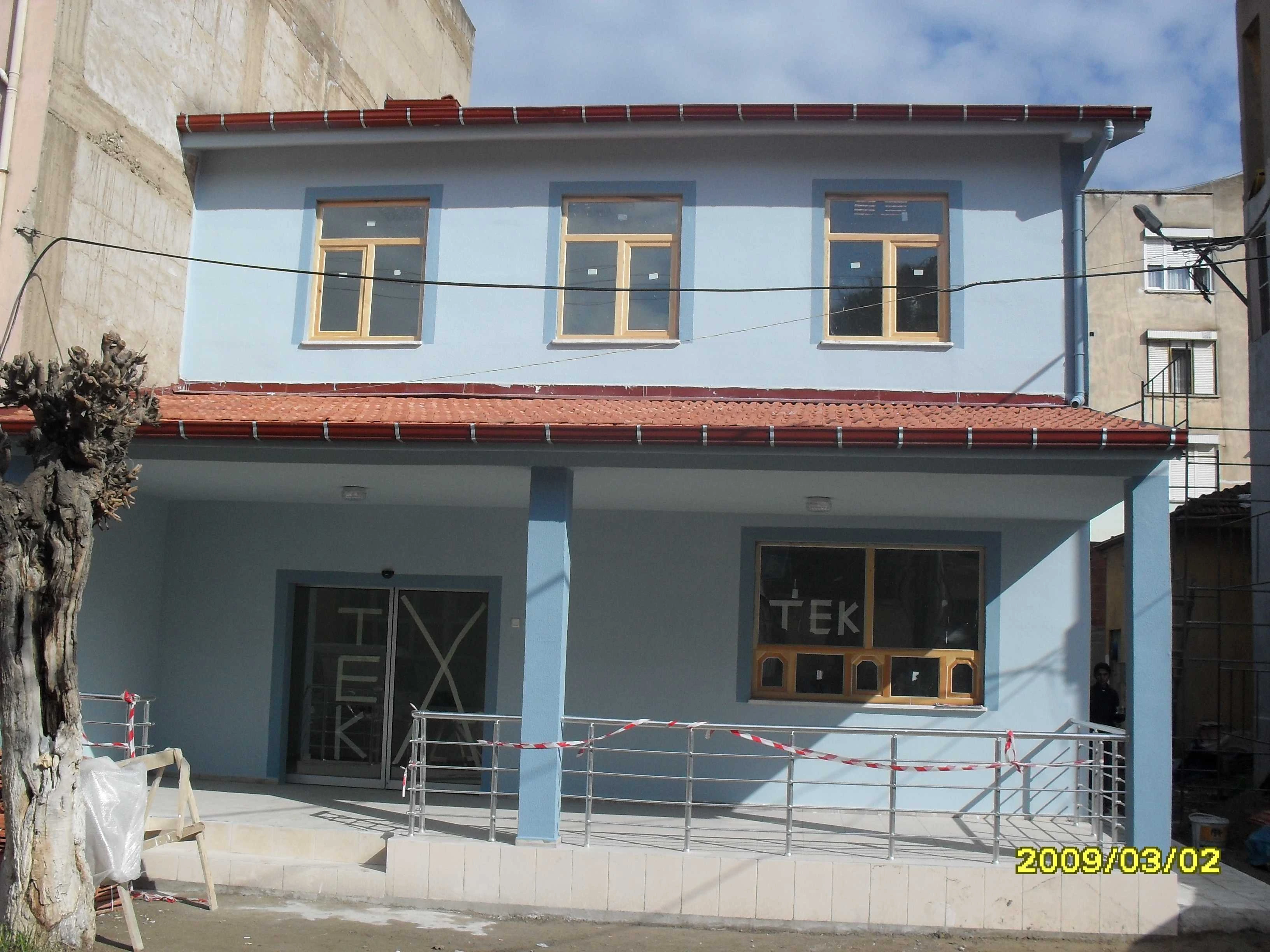 MANİSA TEDAŞ TURGUTLU İLÇE HİZMET BİNASI İNŞAATI ( 2009 )